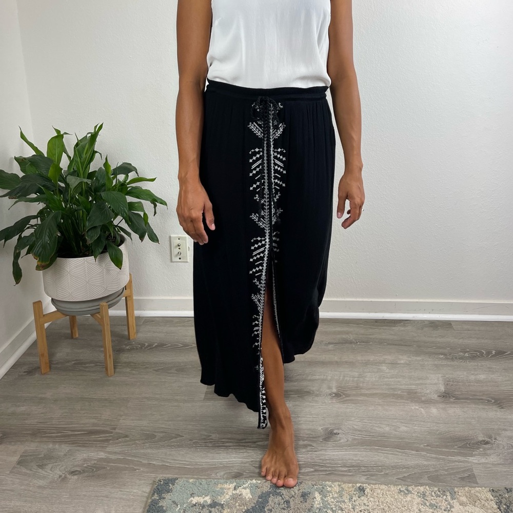 Forever 21 | Bollywood Maxi Skirt with Front Slit